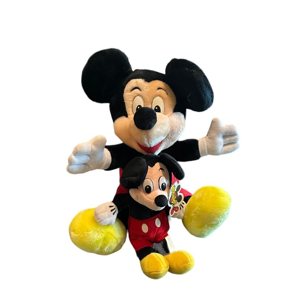 VINTAGE Disney Mickey Mouse Plush Disneyland Walt Disney World (2)